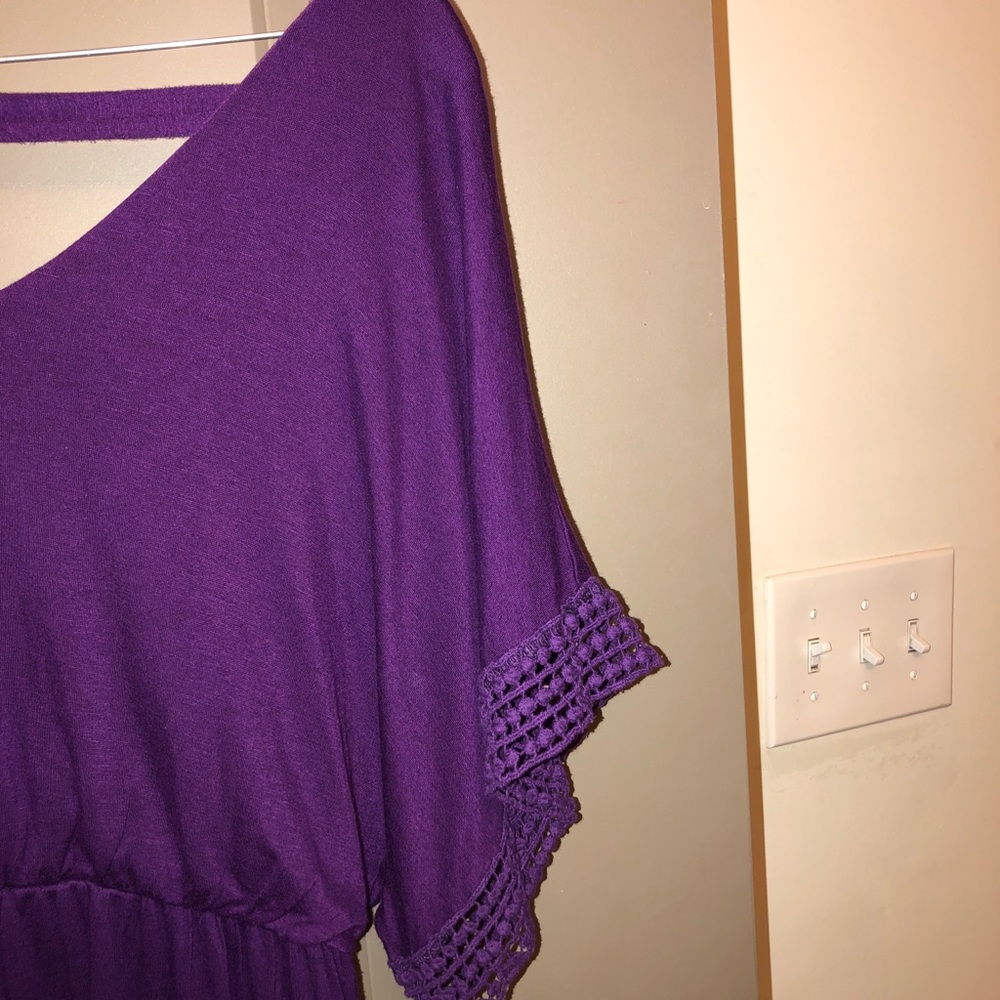 Dress - Picture 4 of 6